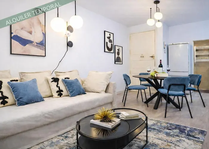 Atocha VI - Elegancia Urbana en una Ubicación Privilegiada